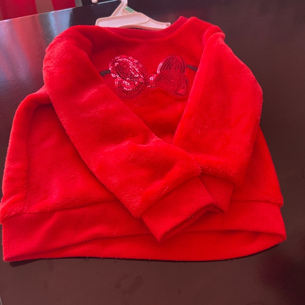 Minnie Mouse sweater